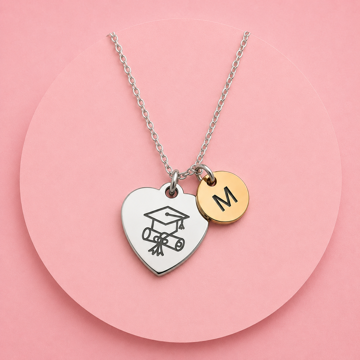 Gargantilla Corazón Graduación Personalizada con Inicial – Acero Inoxidable