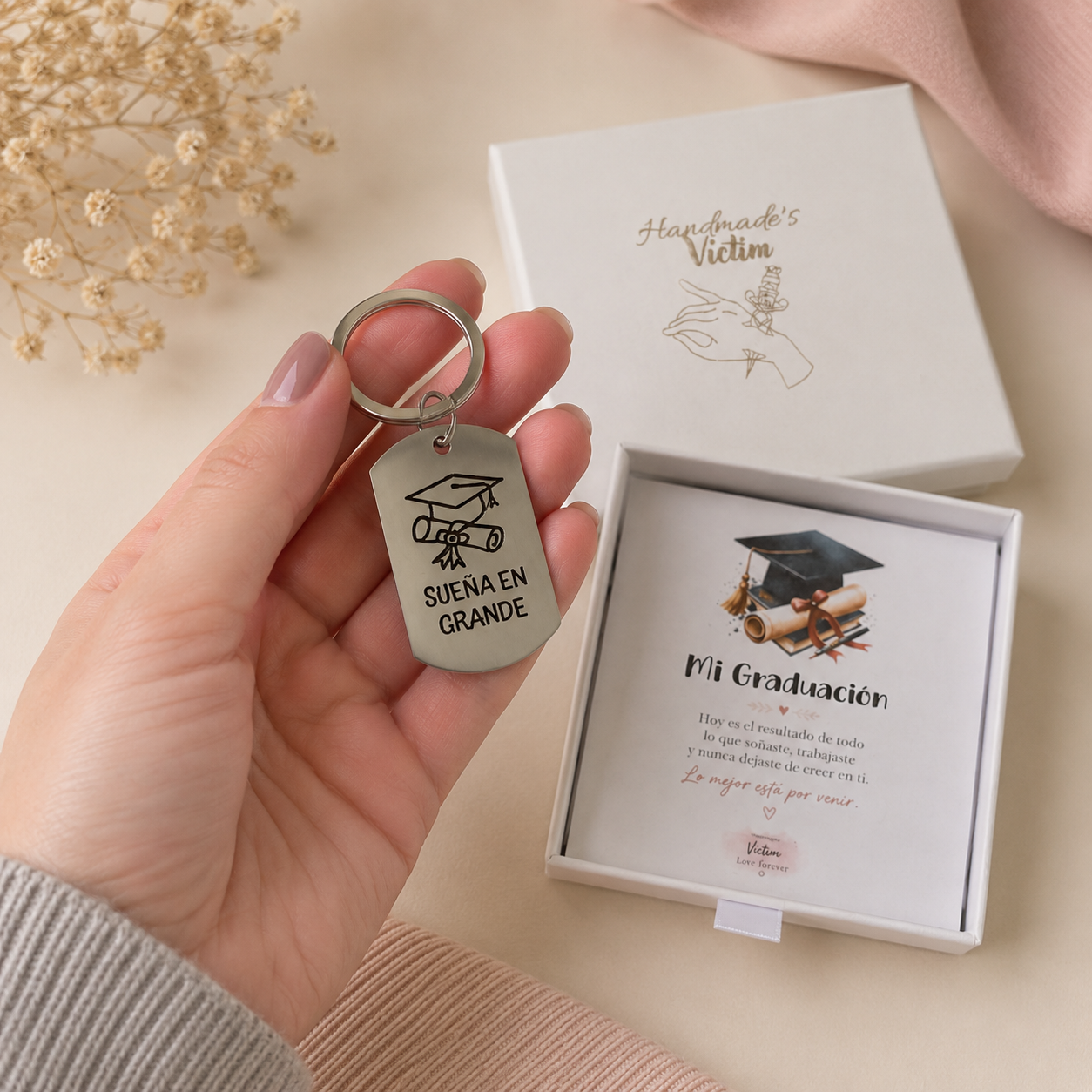 Llavero de Graduación para Chico · Personalizado con Caja Regalo