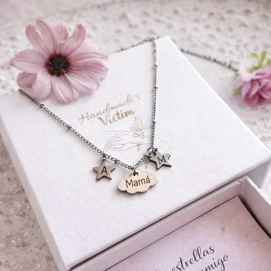 Gargantilla Mis Estrellas Siempre Conmigo ⭐ Collar Personalizado para Mamá con Iniciales