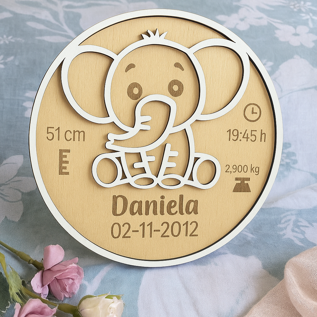 Cuadro de nacimiento personalizado con elefante