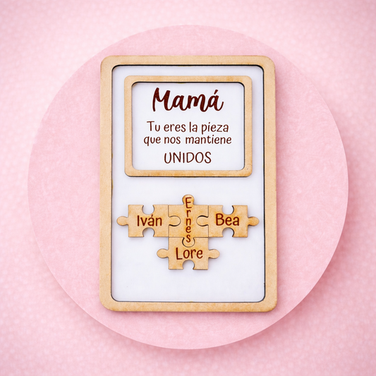 Cuadro decorativo Mamá, Papá, abuela, abuelo, tu eres la pieza que nos une con nombres personalizados en piezas de puzzle.