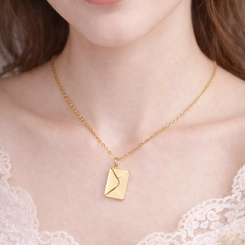 Gargantilla Sobre con Mensaje Personalizable